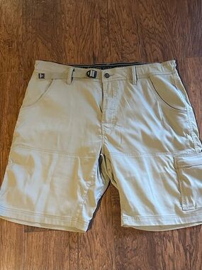 prAna Stretch Zion Shorts Men’s 36x10 – Khaki Hiking Outdoor Shorts